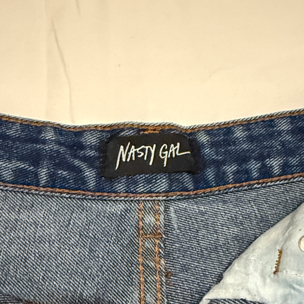Nasty Gal Medium Blue Distressed Denim Shorts - Picture 3 of 4